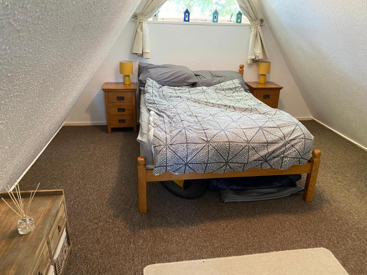 Kingsdown Chalet Deal Eksteriør bilde